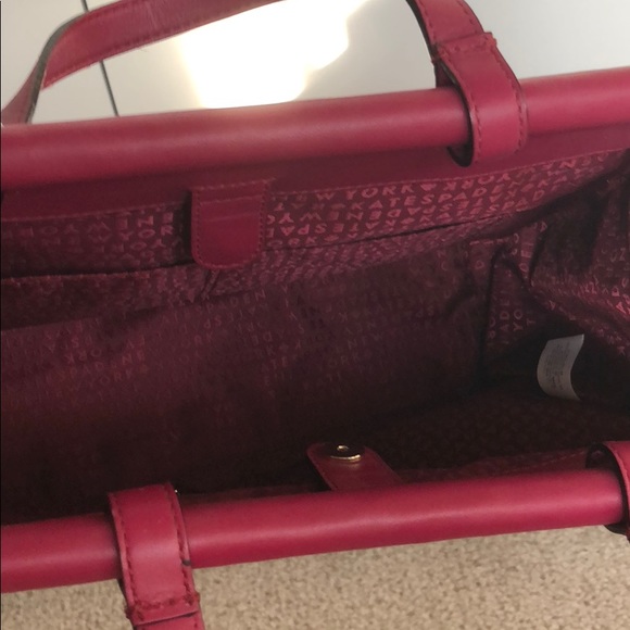 Kate Spade Purse - Picture 5 of 8